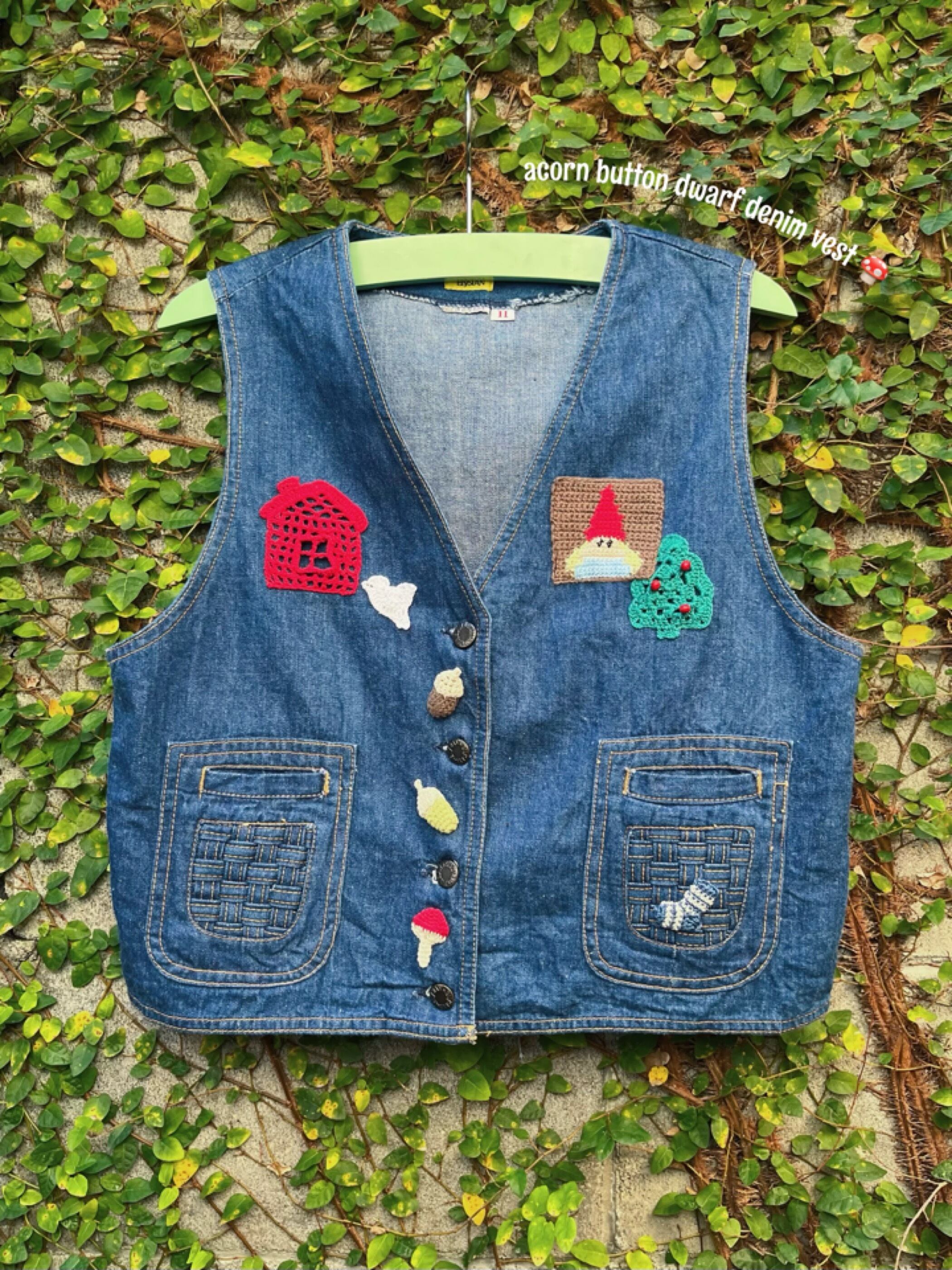 remake ✂︎ acorn button denim vest