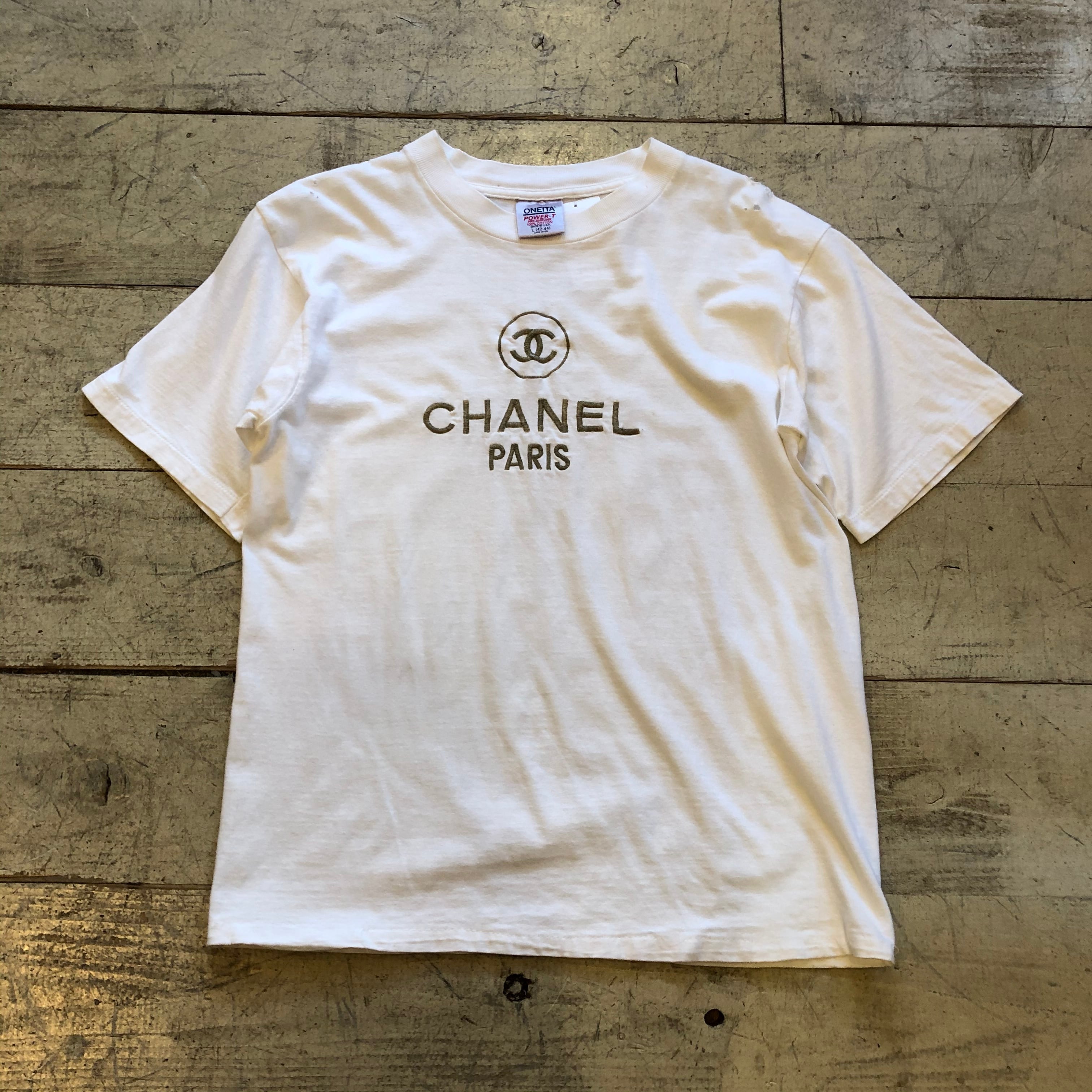 90s bootleg CHANEL logo T-shirt | What'z up