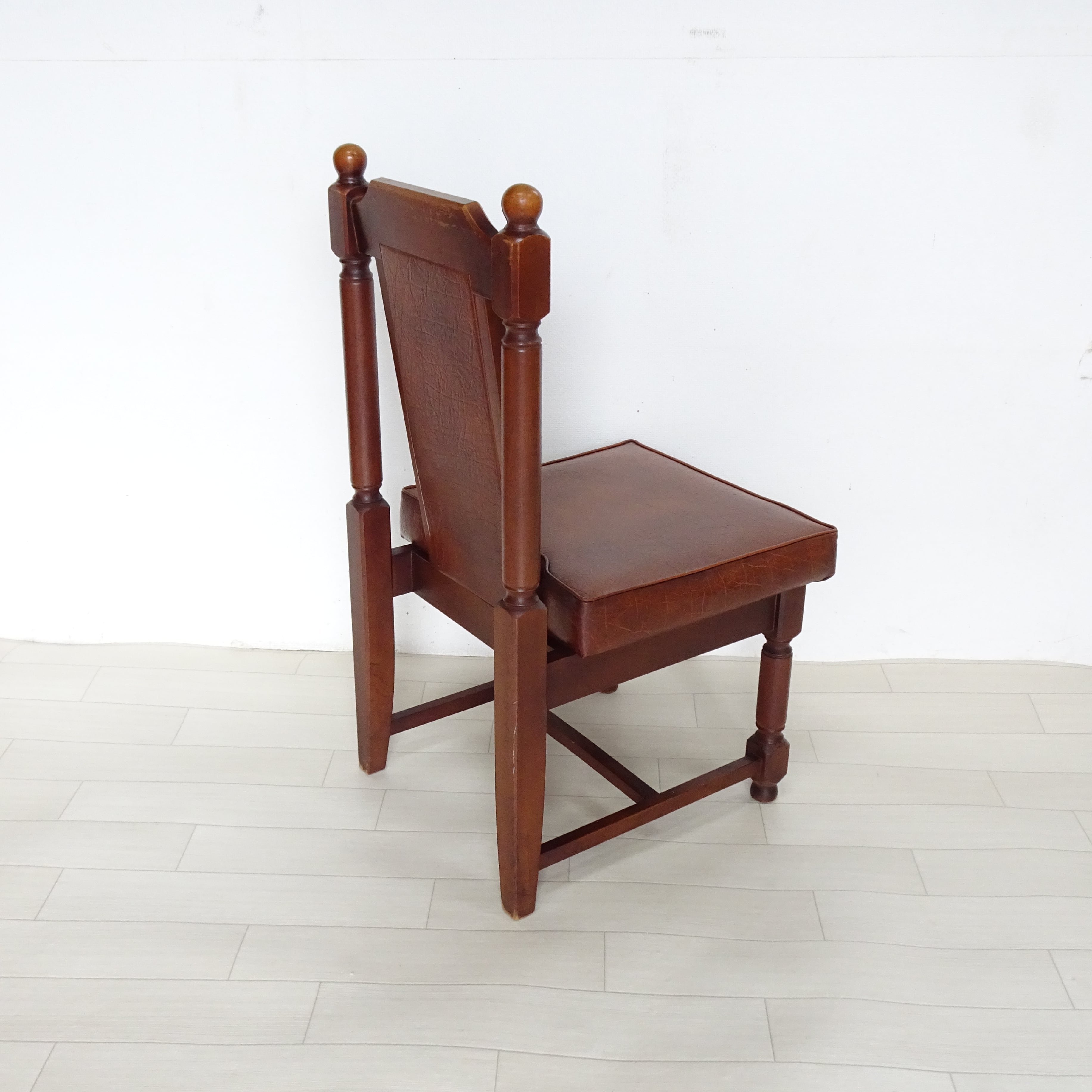 上板橋珈琲館 椅子 | 純喫茶家具の村田商會