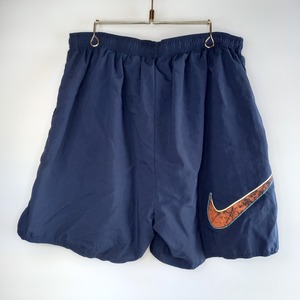 90s　ナイキ　ナイロン　ショートパンツ　銀タグ　刺繍ロゴ　スウォッシュ　XL
