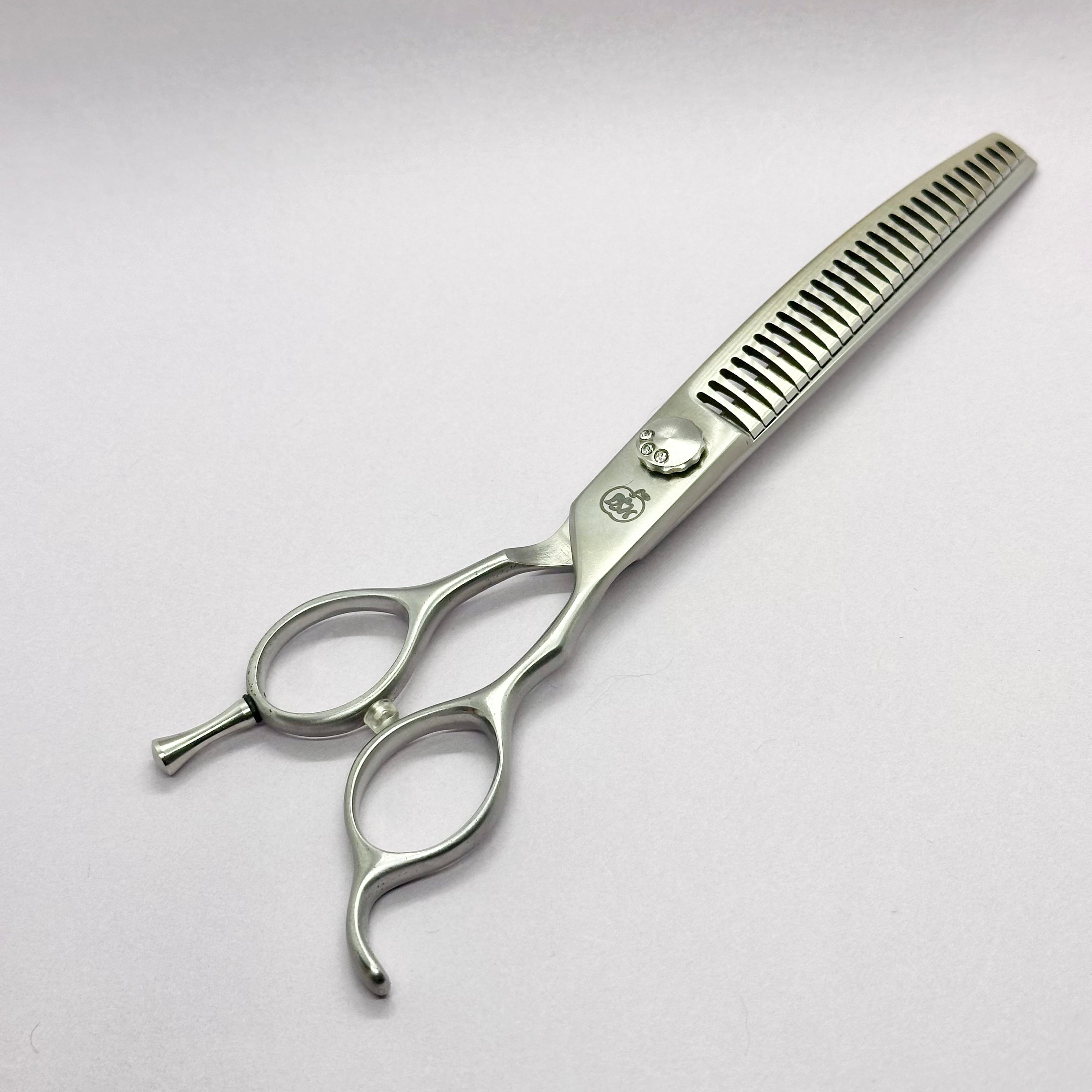 自然に仕上がる‼️正刃ラビットカーブブレンディング【正刃】 | DSHscissor