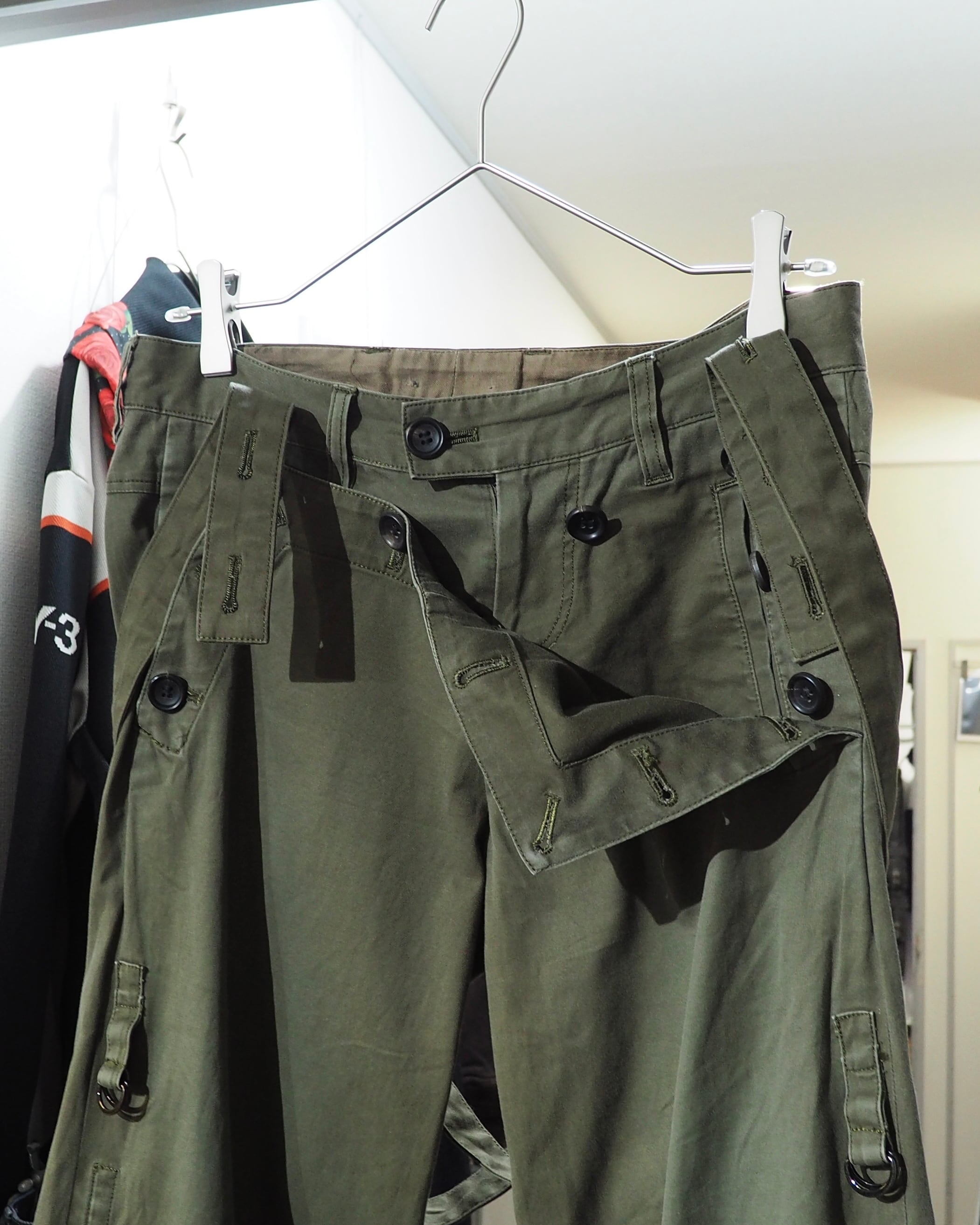"THE TWELVE - 変形 " Suspender Flare Military Cargo Pants