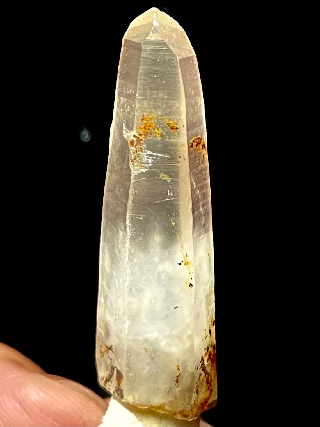 11) 高千穂天岩戸水晶・崇高