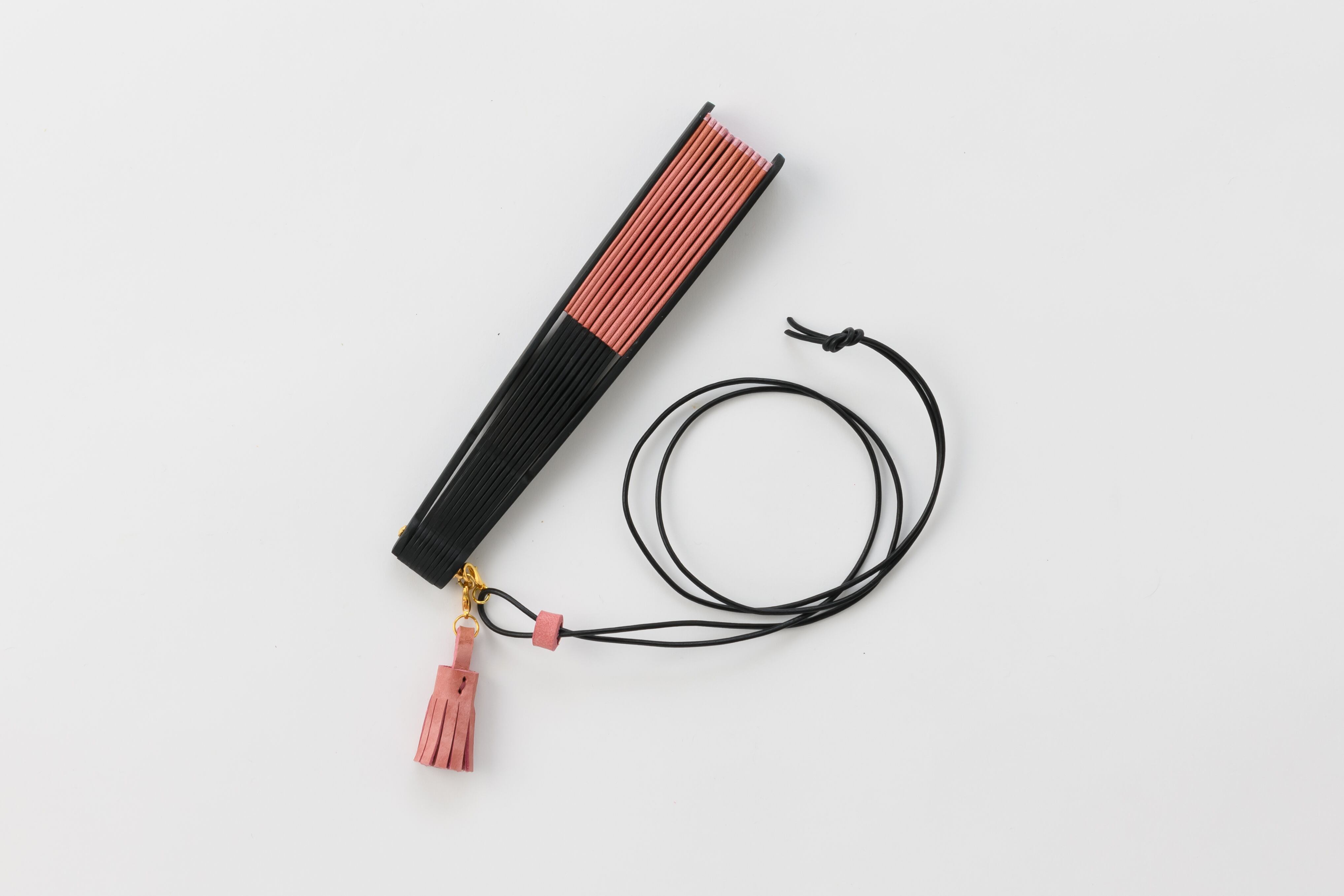 petit”レザー・ピンク/ブラック | 紗月扇 京都【オンライン