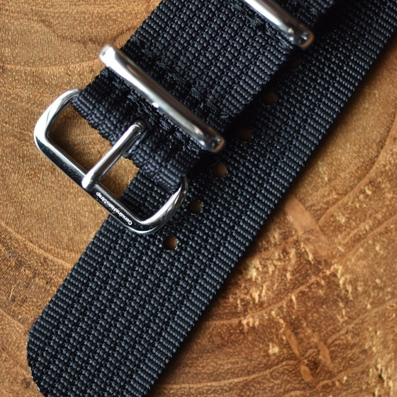 Bark Outsiders : Genuine NATO Strap® For Nylon / Coyote and Black