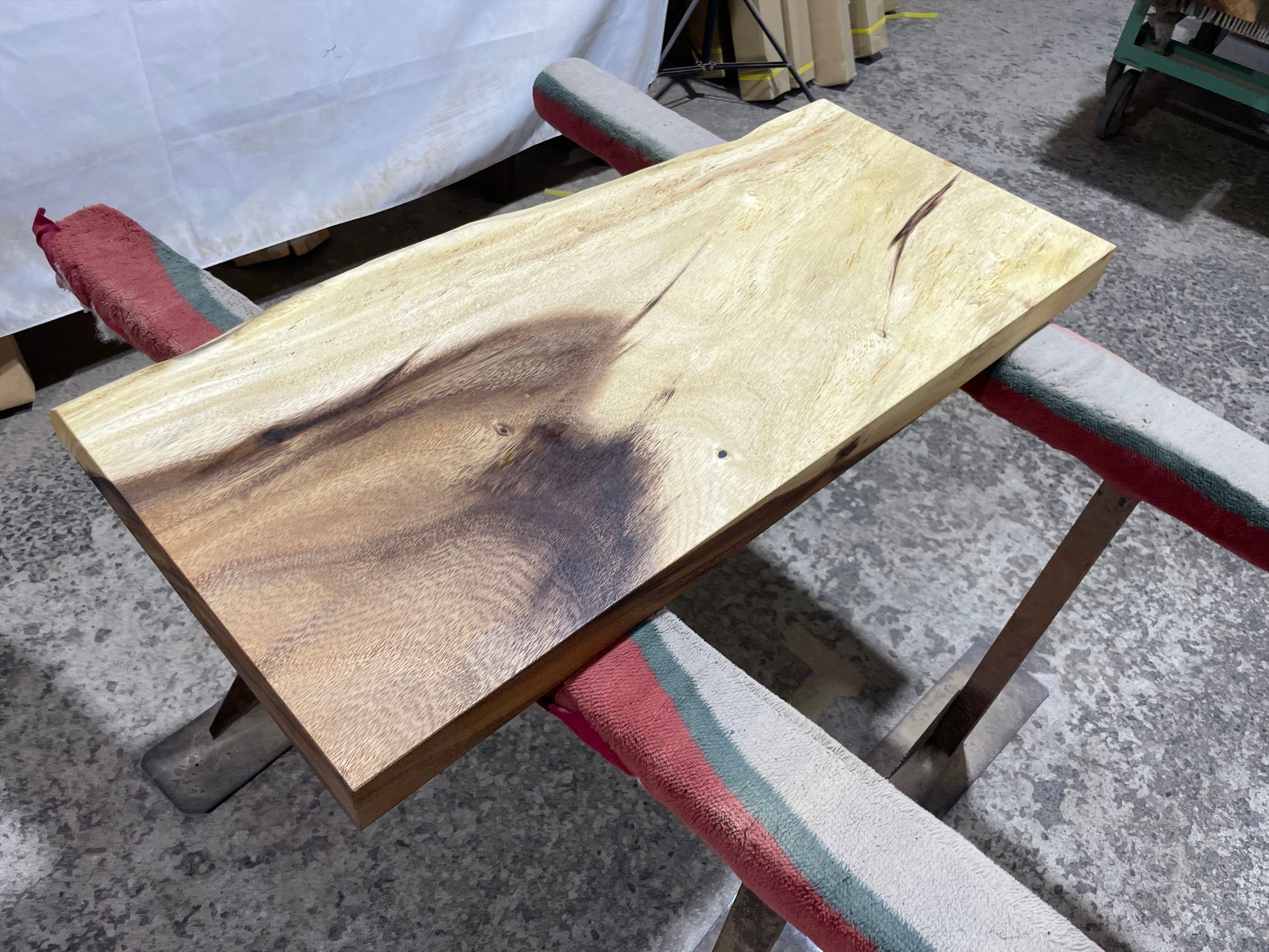 モンキーポッド9620 一枚板無垢 乾燥材 980x450-470x50mm カウンター