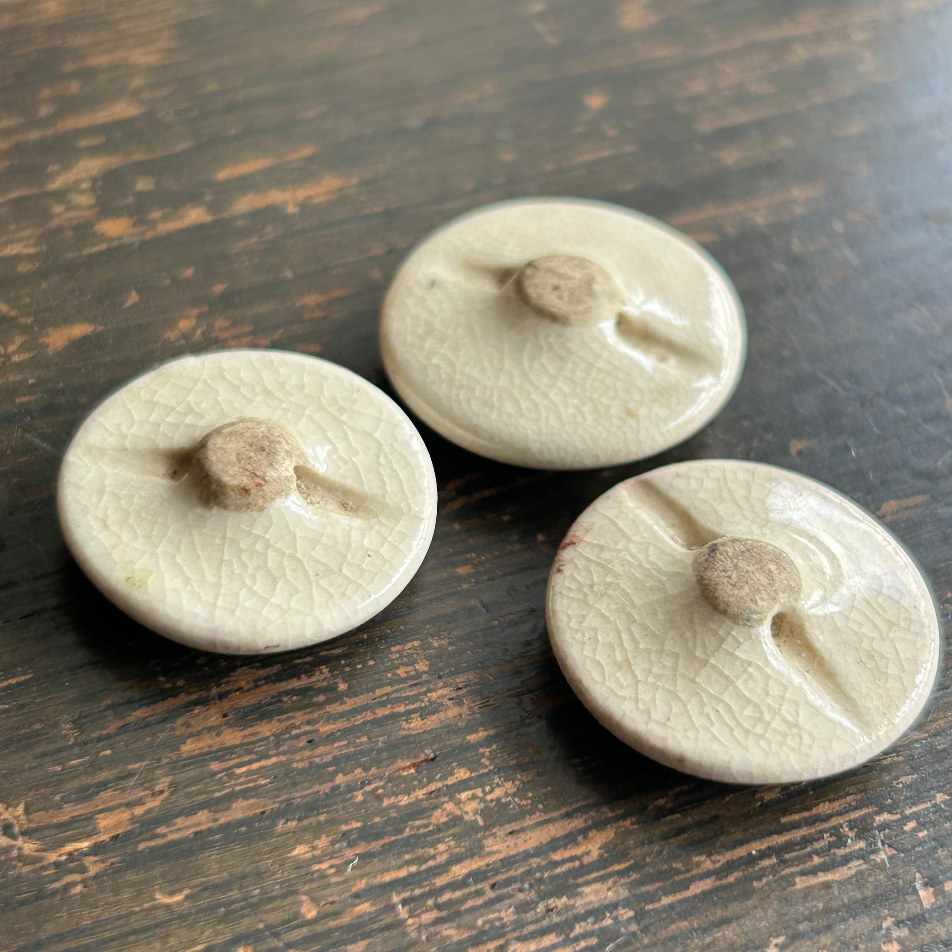 アンティーク　明治の里帰り薩摩ボタン　小3個セット