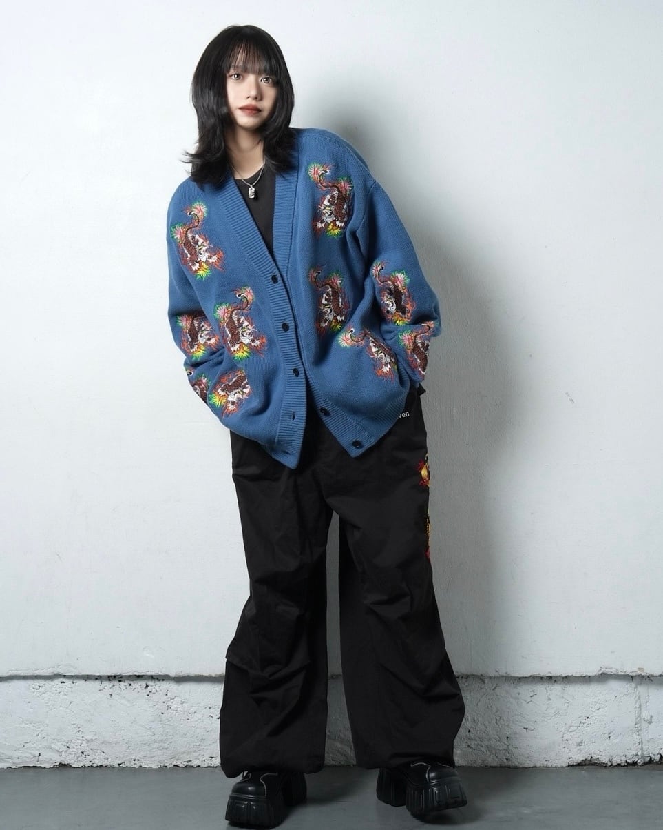 総柄 TIGER knit cardigan/Blue | チュウカタベタイ