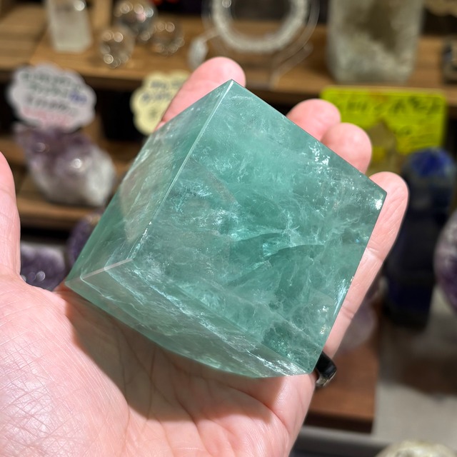 グリーンフローライト キューブ磨き石