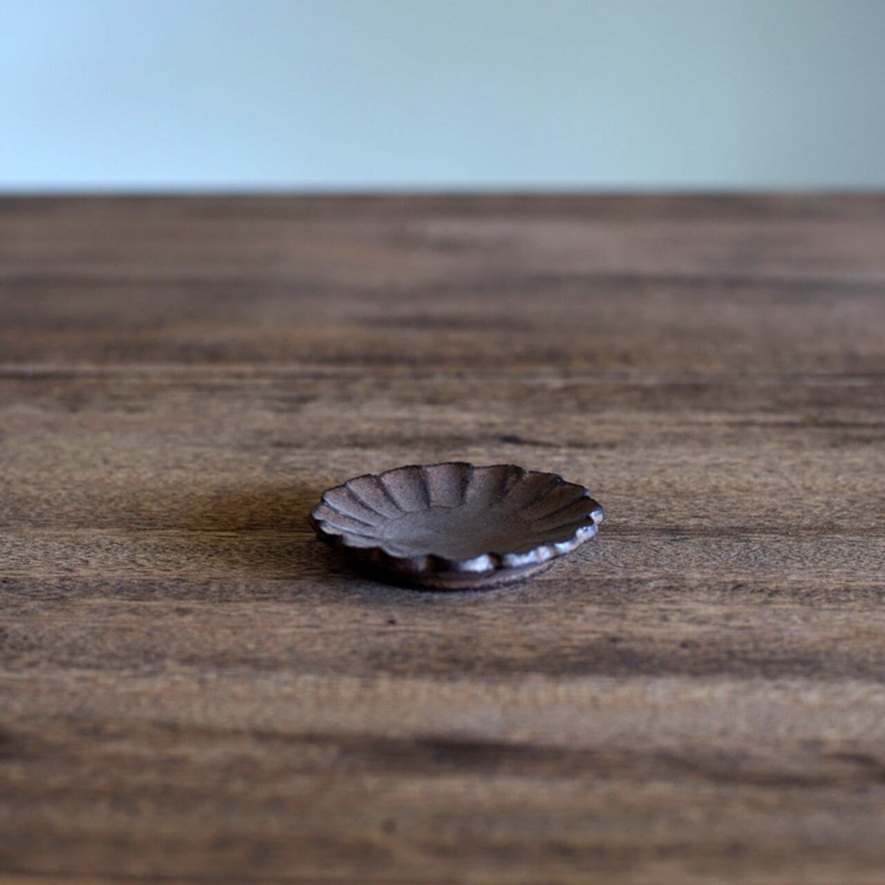 24, ブロンズ 輪花豆皿