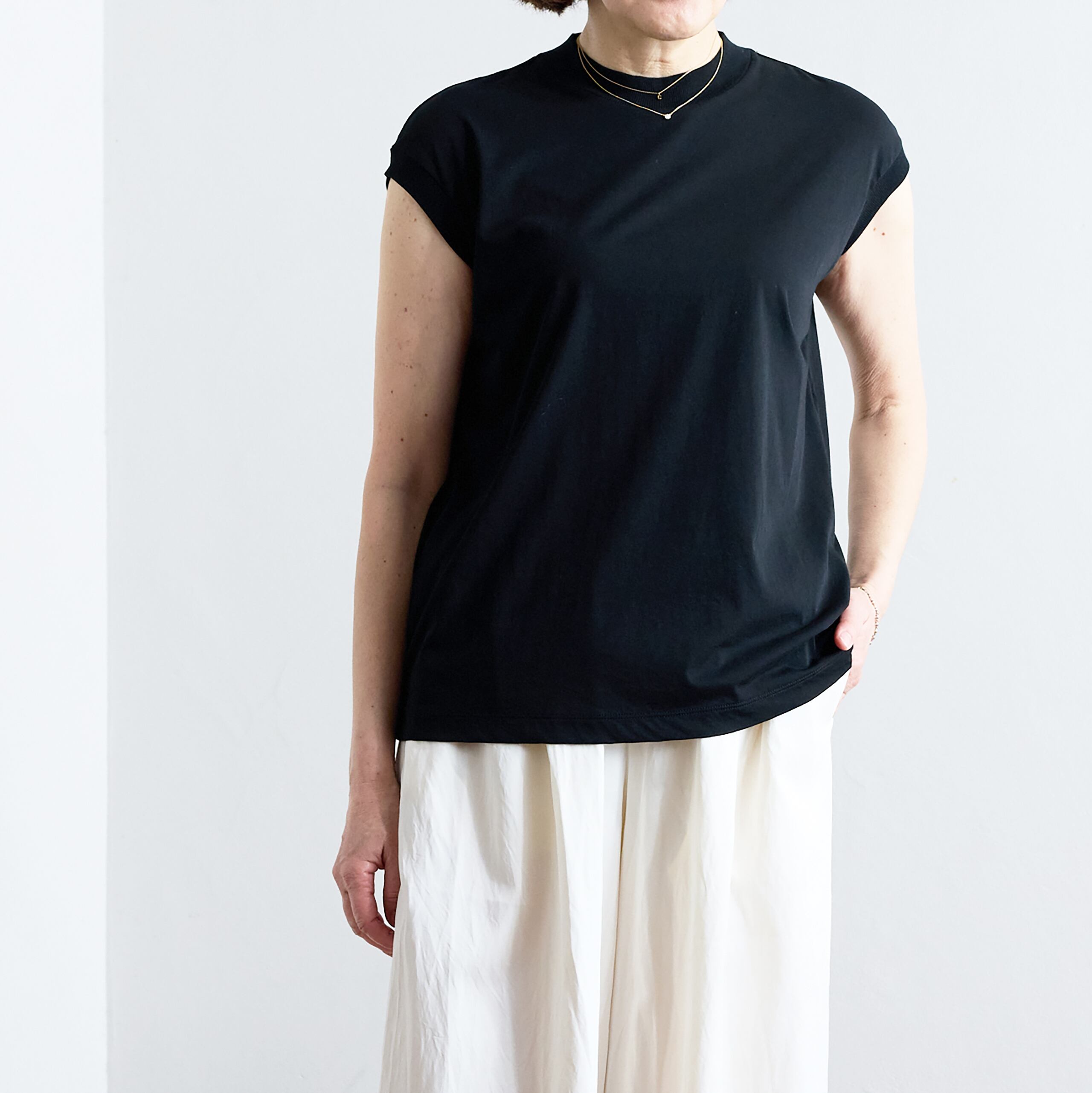 SLOANE スローン コットンシフォンフレンチスリーブ ブラック SL10S-T1082