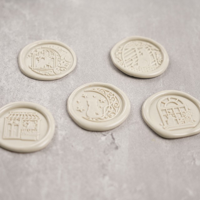 010-20205　Sealing Stamp　Cat Sitting on the Window