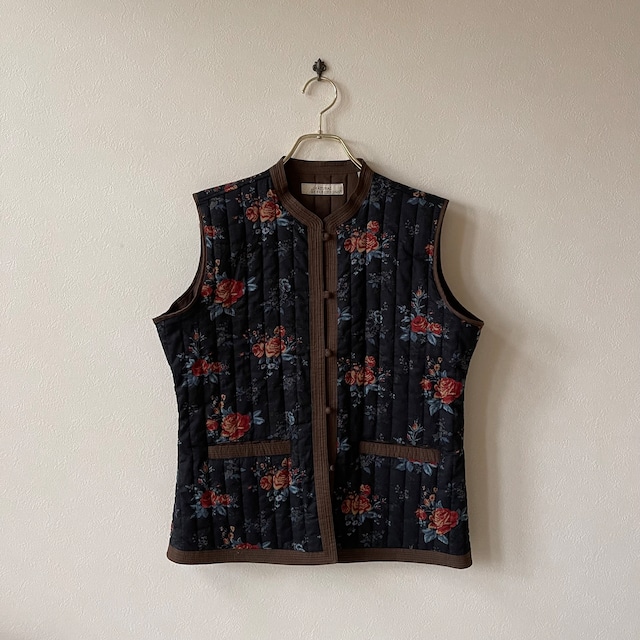 NATURAL REFLECTIONS Floral Quilting Fabric Vest W19