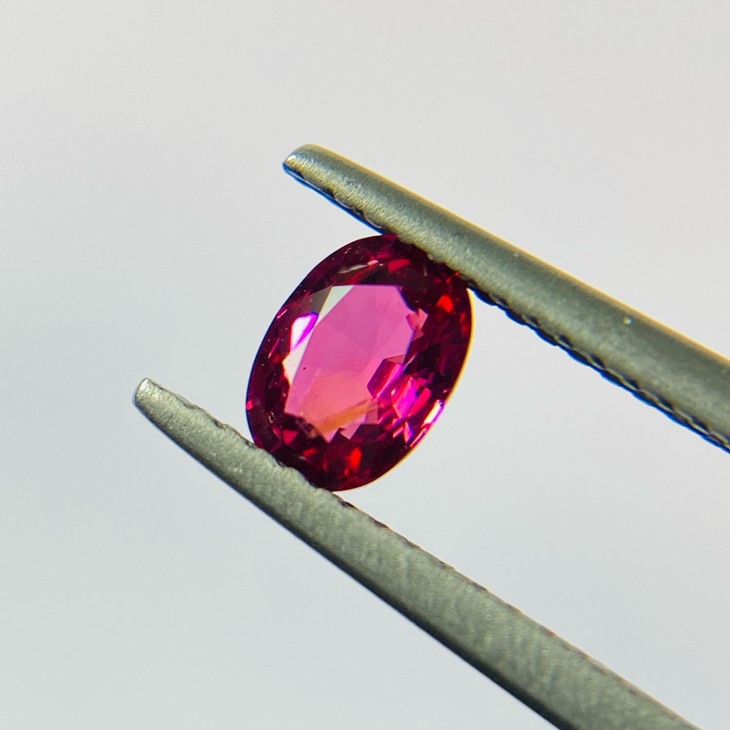 ミャンマーモゴック産 希少スピネル3