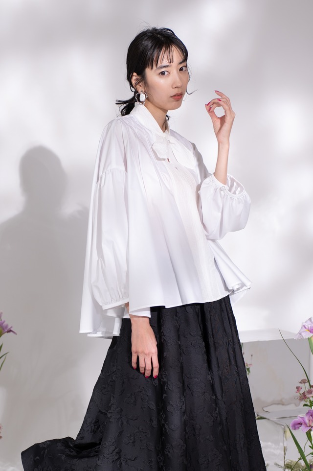 Bumpy Ribbon Tail Blouse　WHITE