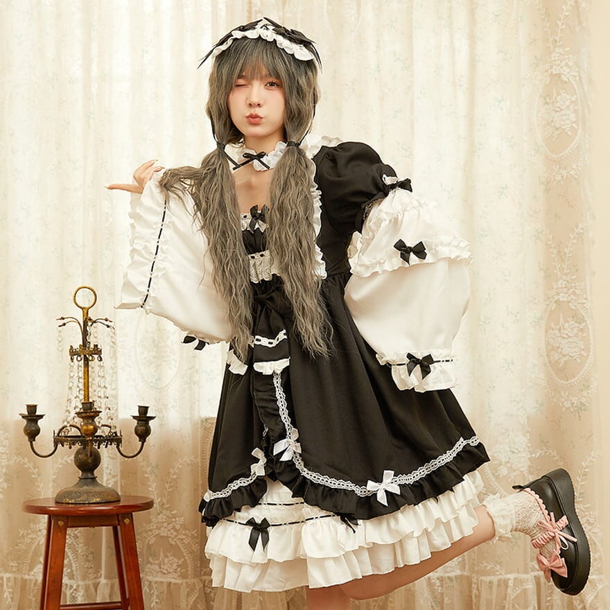 コンカフェ衣装 メイド風 ロリータワンピース ボリューム袖 ティアードスカート