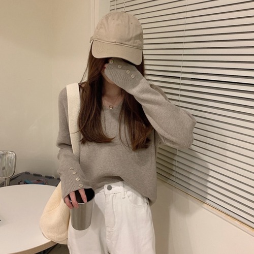 トップス カットソー　秋 冬 長袖 レディース ゆったり 可愛い 大人可愛い きれいめ シンプル お洒落 大人女子  20代 30代 オフィス ビジネス OL デート 休日 お出かけ 女子会 韓国 韓国系 コーデ ファッション カジュアル 大人 上品 学生 通学 　おしゃれ お洒落 かっこいい 大人女子 旅行 着回し 普段使い 重ね着 韓国 韓国系 オルチャン ファッション コーデ スタイル 楽ちん モテ 新作 S M L XL