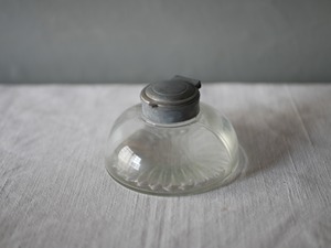 フランスアンティーク　ガラスのインクボトル　ブロカント