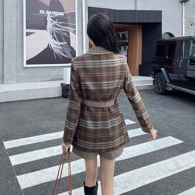 セットアップ 前後で違うチェック柄 ジャケット ＋ ショート