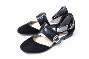 ※チャリティー除外品　EKAHI　ブラック