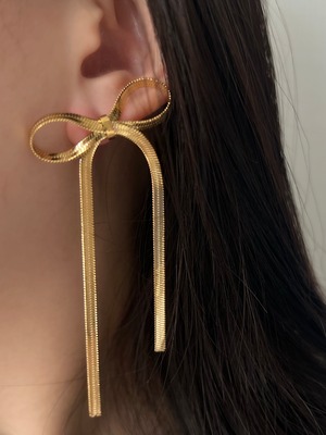 Long ribbon pierce