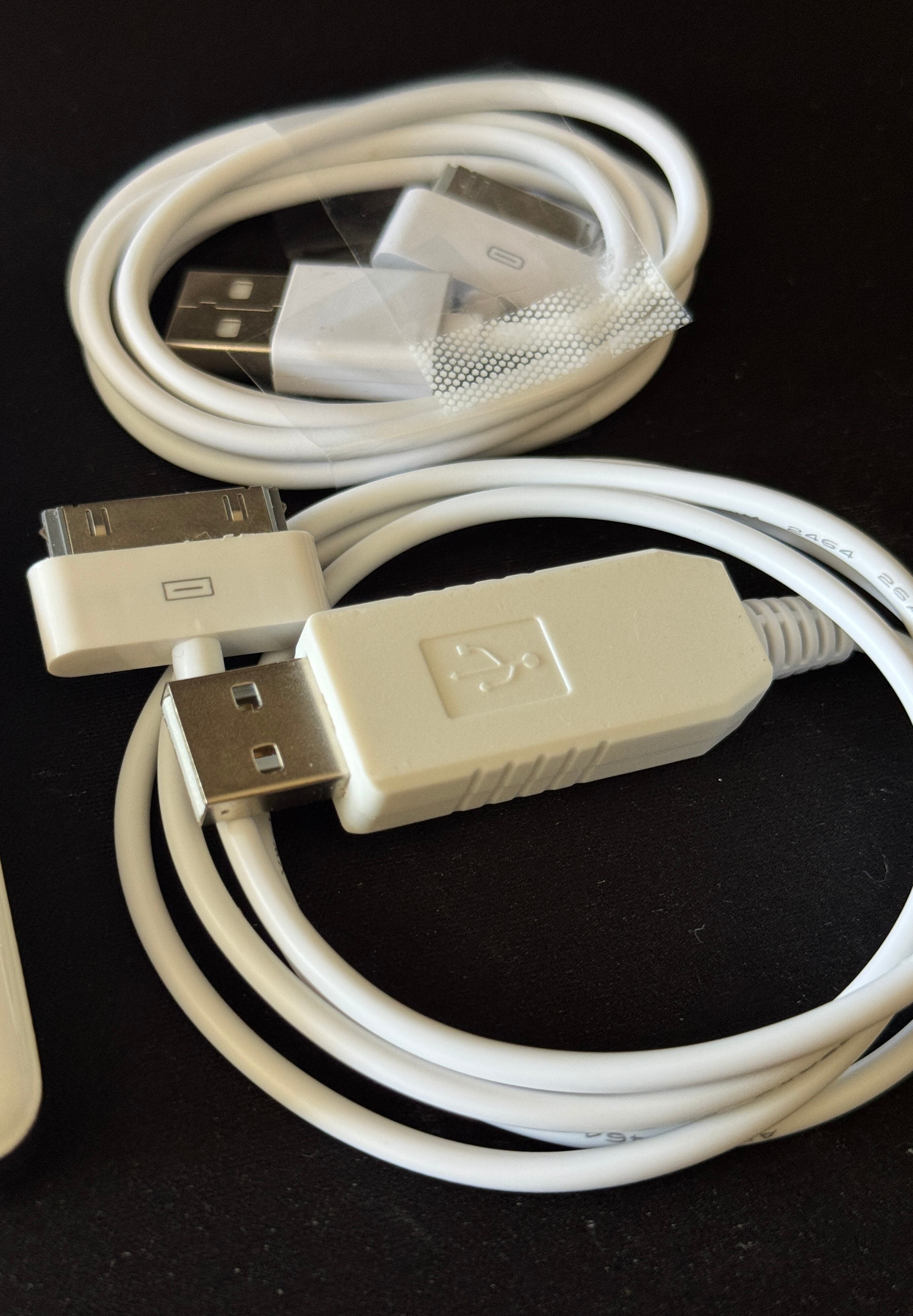 Apple 第4世代 iPod 20GB｜12V充電USBケーブルセット（Firewire代替品