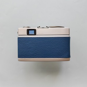 Konica C35 Flashmatic 整備済みフィルムカメラ｜ネイビーブルー・3ヶ月保証