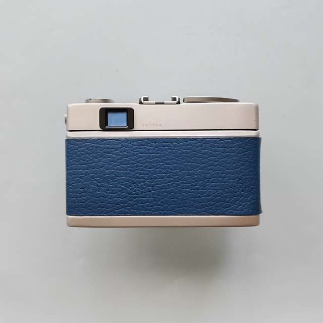 Konica C35 Flashmatic 整備済みフィルムカメラ｜ネイビーブルー・3ヶ月保証