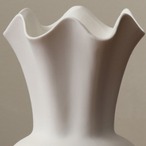 セラミック 花瓶 白槐 波型 陶器 白 フラワーベース デザイン インテリア オブジェ モダン エレガント クラシカル