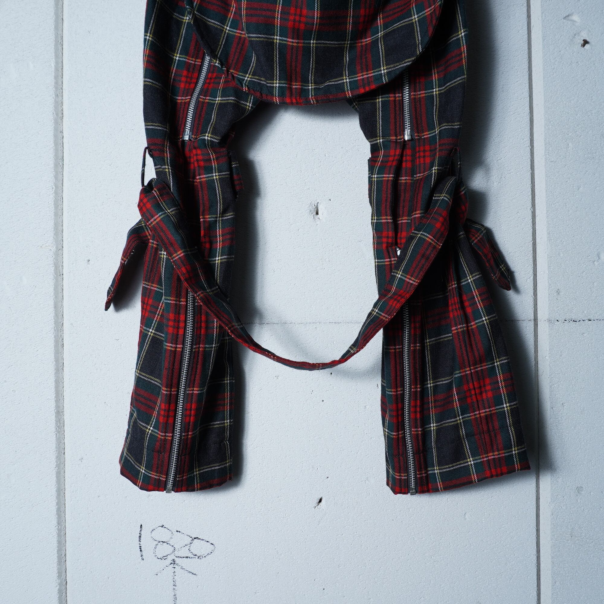 Vivienne Westwood】ヴィヴィアンウエストウッド フラップ付タータン