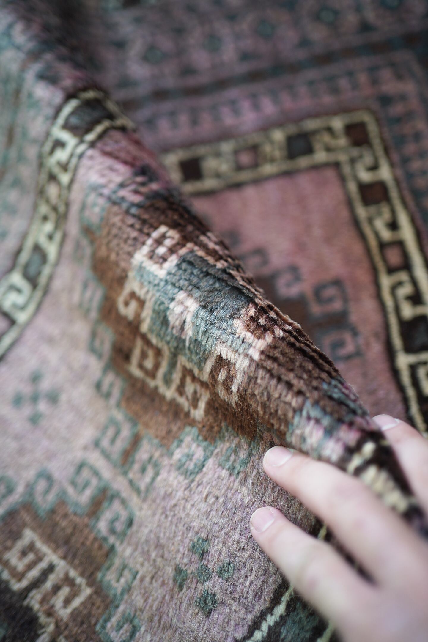 316】Semi Antique Afghan Baluch rug 1940's | ヴィンテージラグ専門