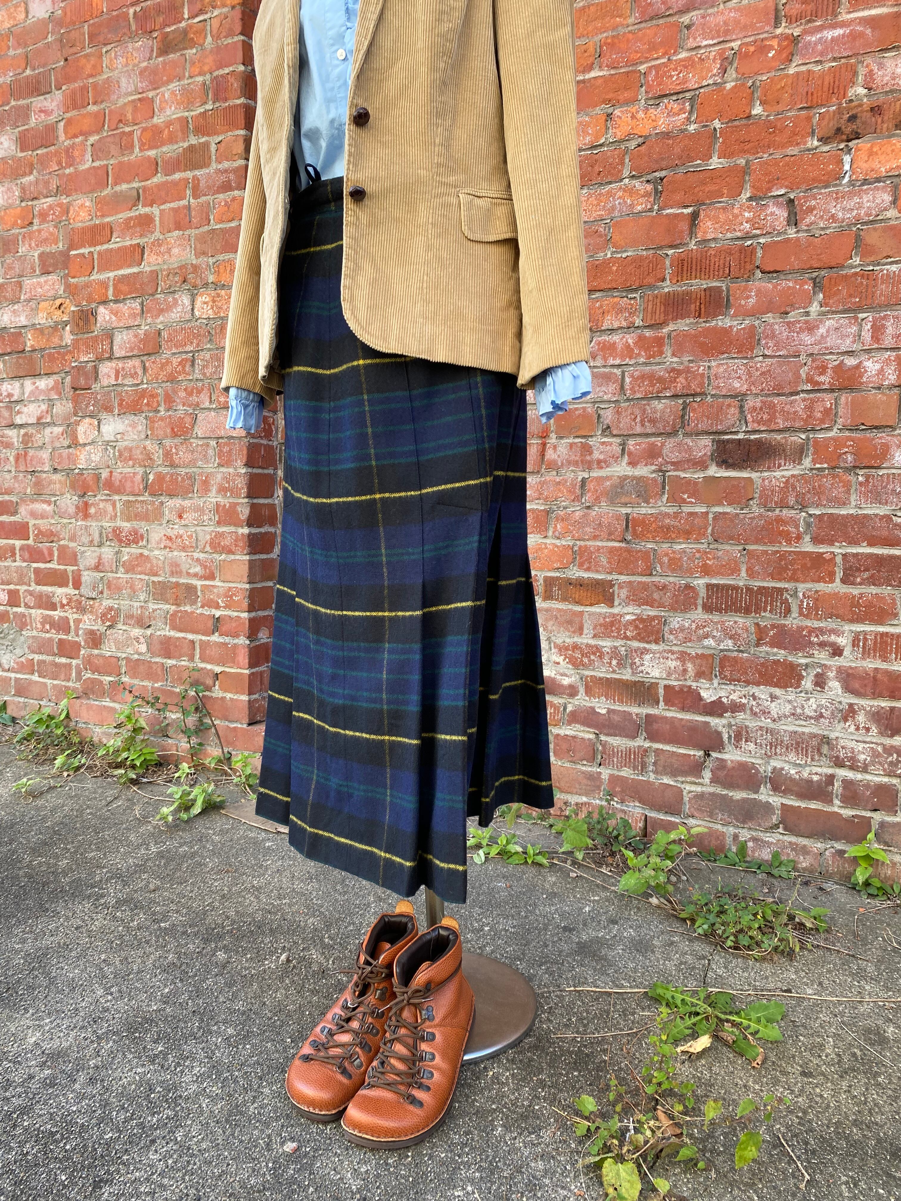 Pleats Long Skirt ②