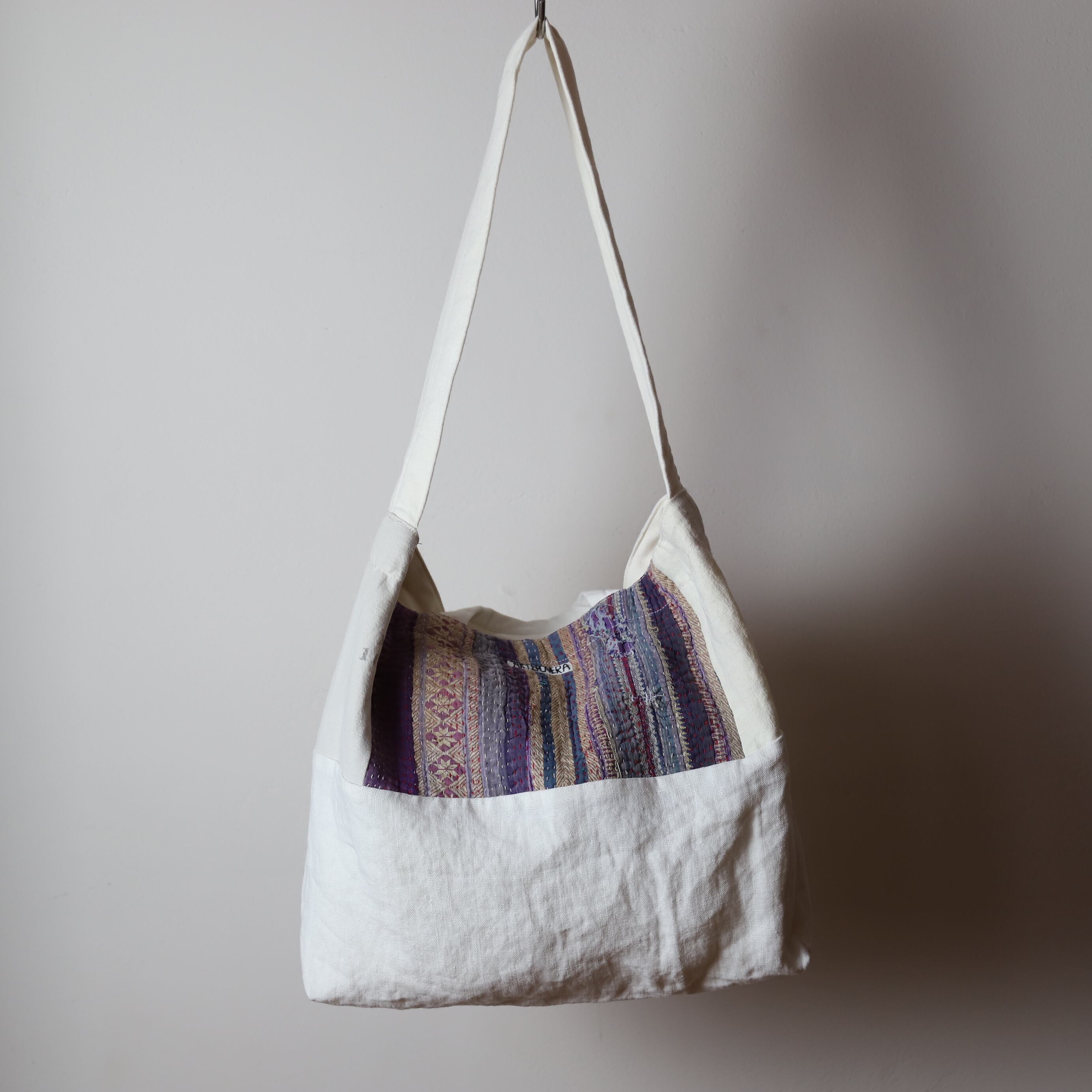 ARTE POVERA | TIBETAN MARKET