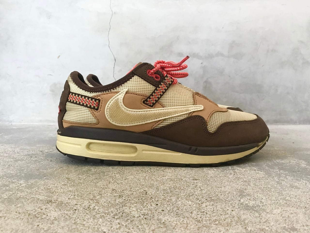 2022 TRAVIS SCOTT × NIKE AIR MAX1 