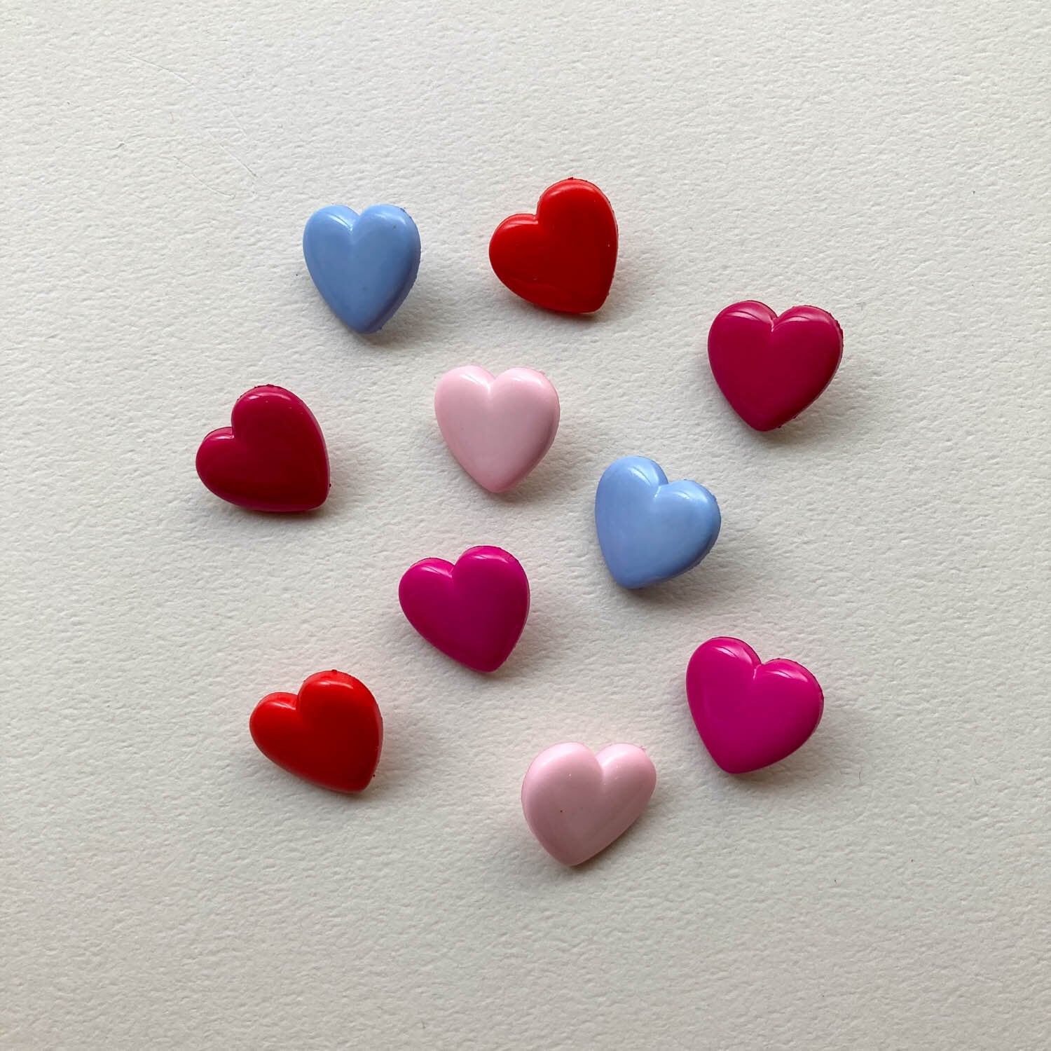 カラーハートフランスボタンM（15mm） | Dua-アクセサリーパーツショップ