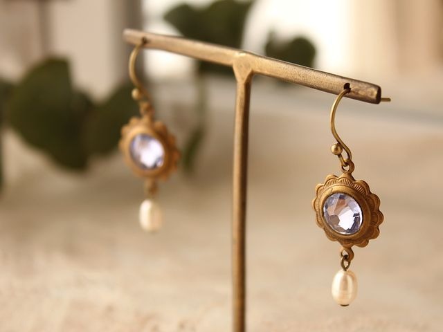 ラベンダー・ヴィンテージ・スワロフスキー クラシックスタイル・ピアス