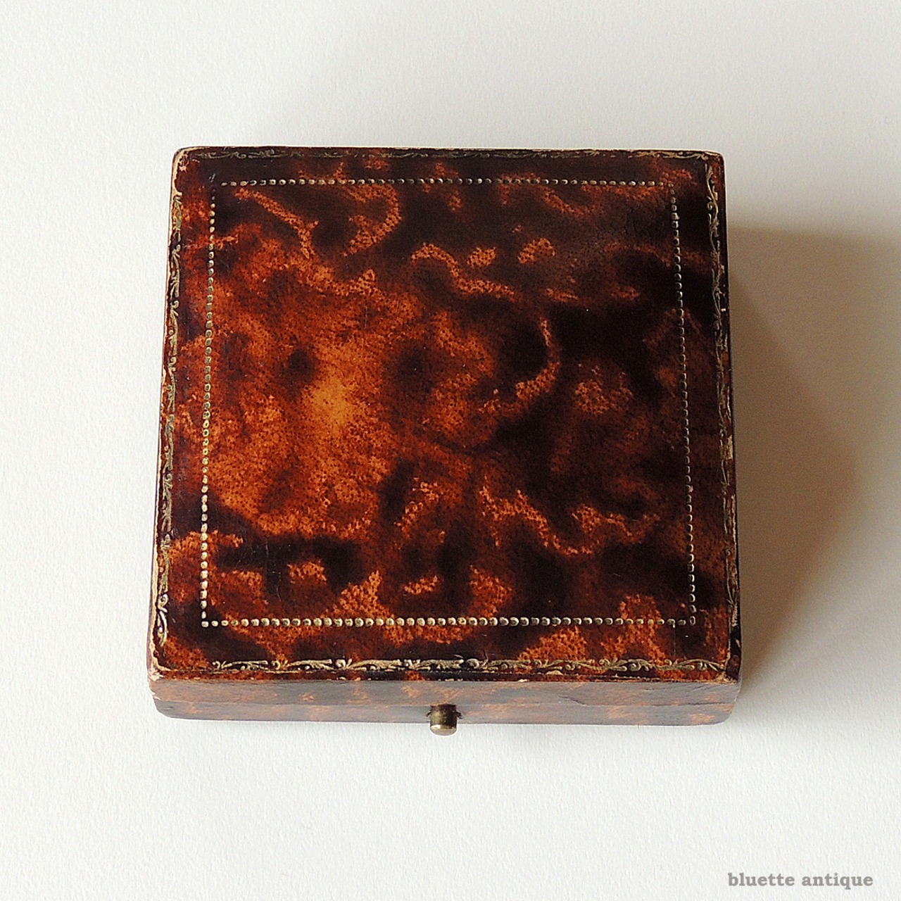 英国アンティークジュエリーケース R. Lumsden ダンフリーズ ベージュベルベット