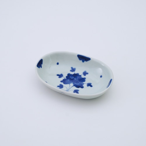 染付伊万里牡丹小判皿（小）