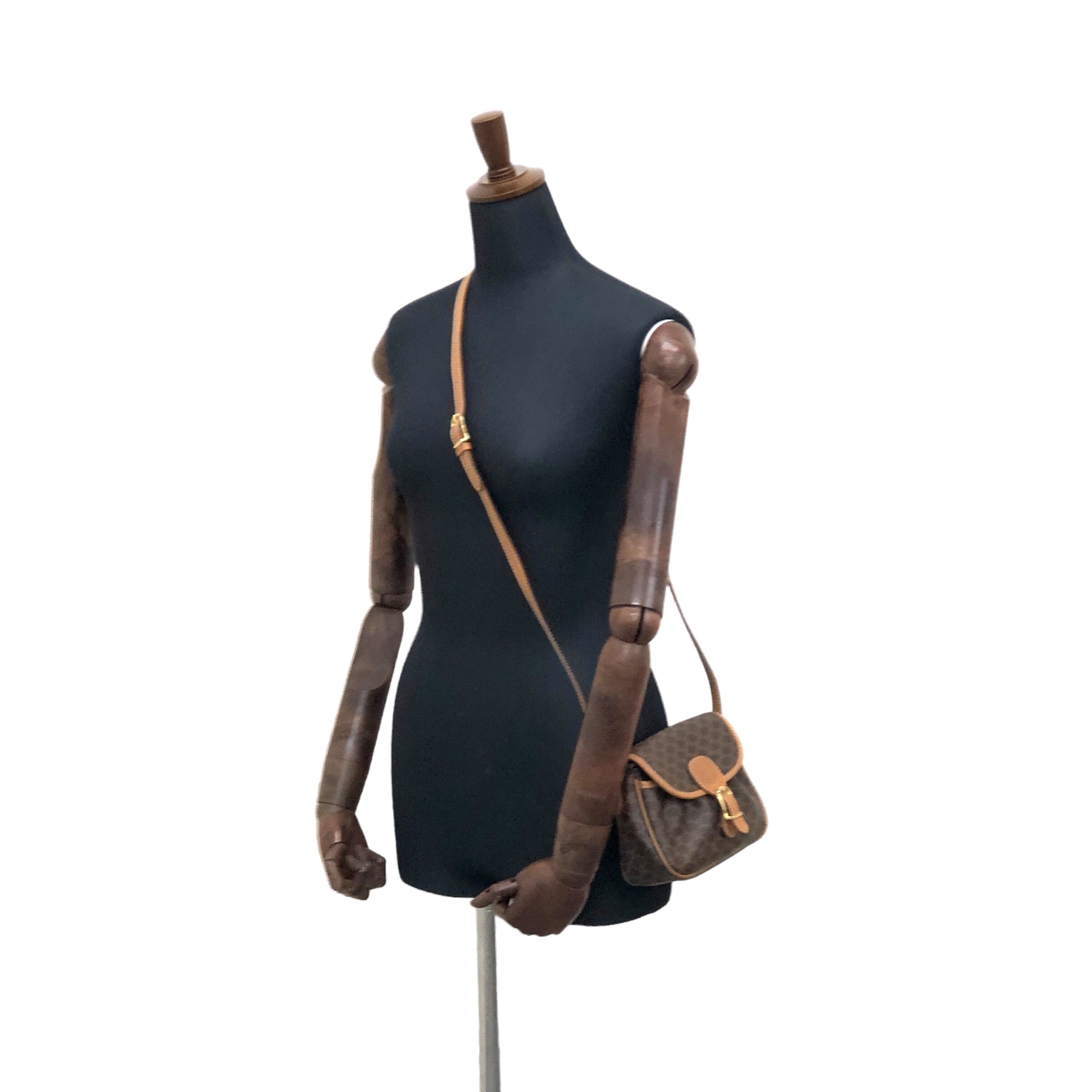 CELINE セリーヌ マカダム ショルダーバッグ ブラウン ブラゾン CELINE セリーヌ マカダム ショルダーバッグ ブラウン ブラゾン