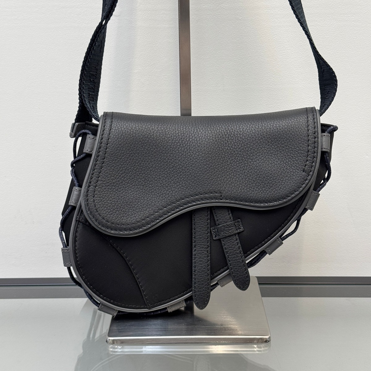 DIOR × sacai Saddle bag black | ASSET VINTAGE アセットヴィンテージ