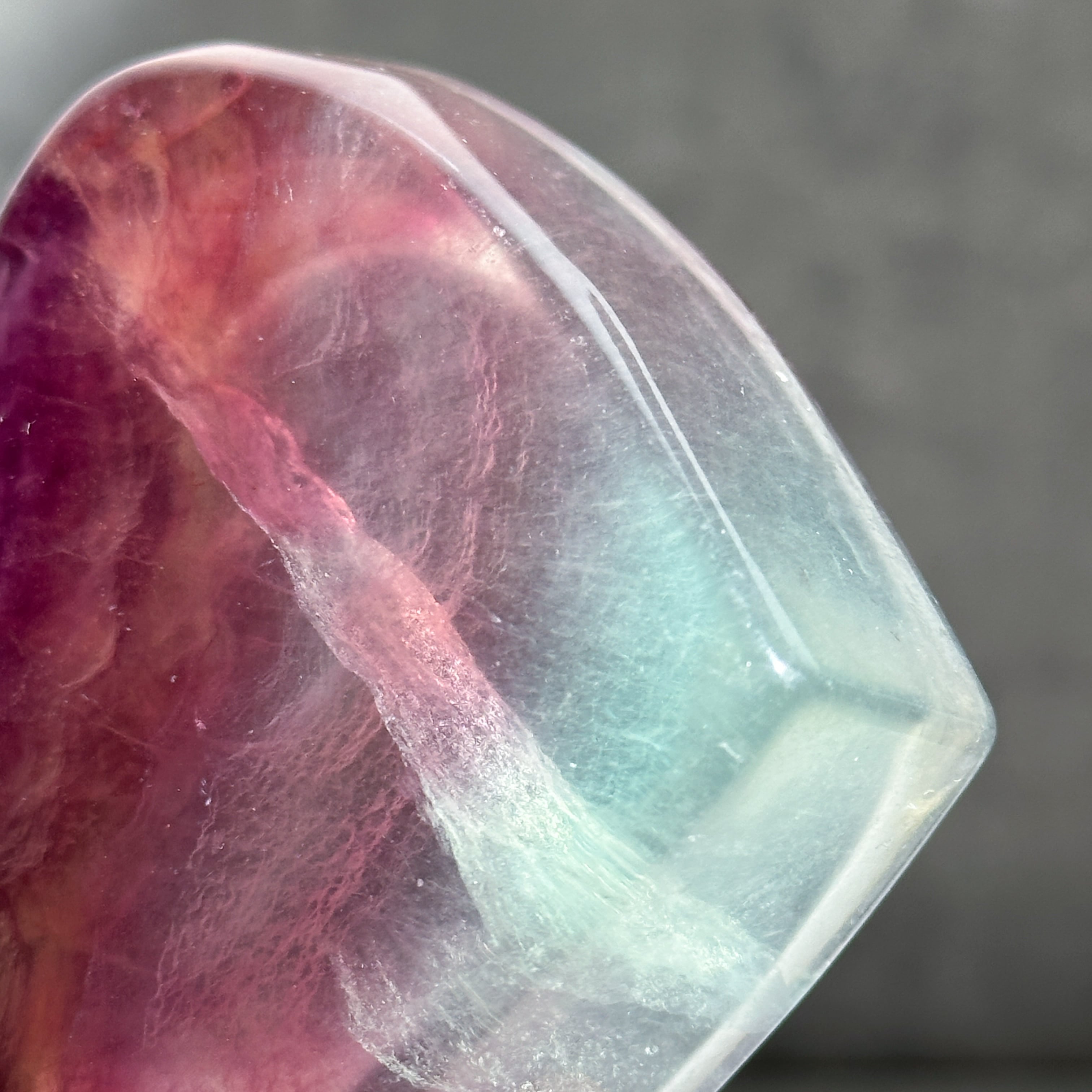 レインボーフローライトハート型のうつわ03◇ RainbowFluorite
