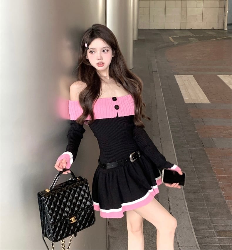ブラック×ピンク♡ベルト付きオフショルダーニットミニ ブラック×ピンク♡ベルト付きオフショルダーニットミニ