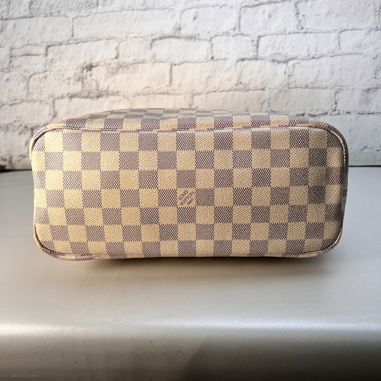 【最終処分SALE】LOUIS VUITTON ルイヴィトン ダミエ アズール   レザー ハンドバッグ ホワイト A-12287