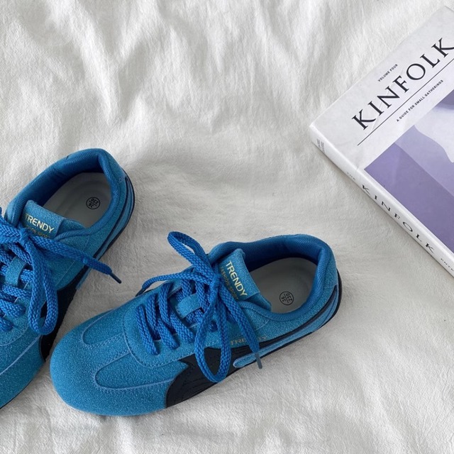 suede low cut sneakers J00119