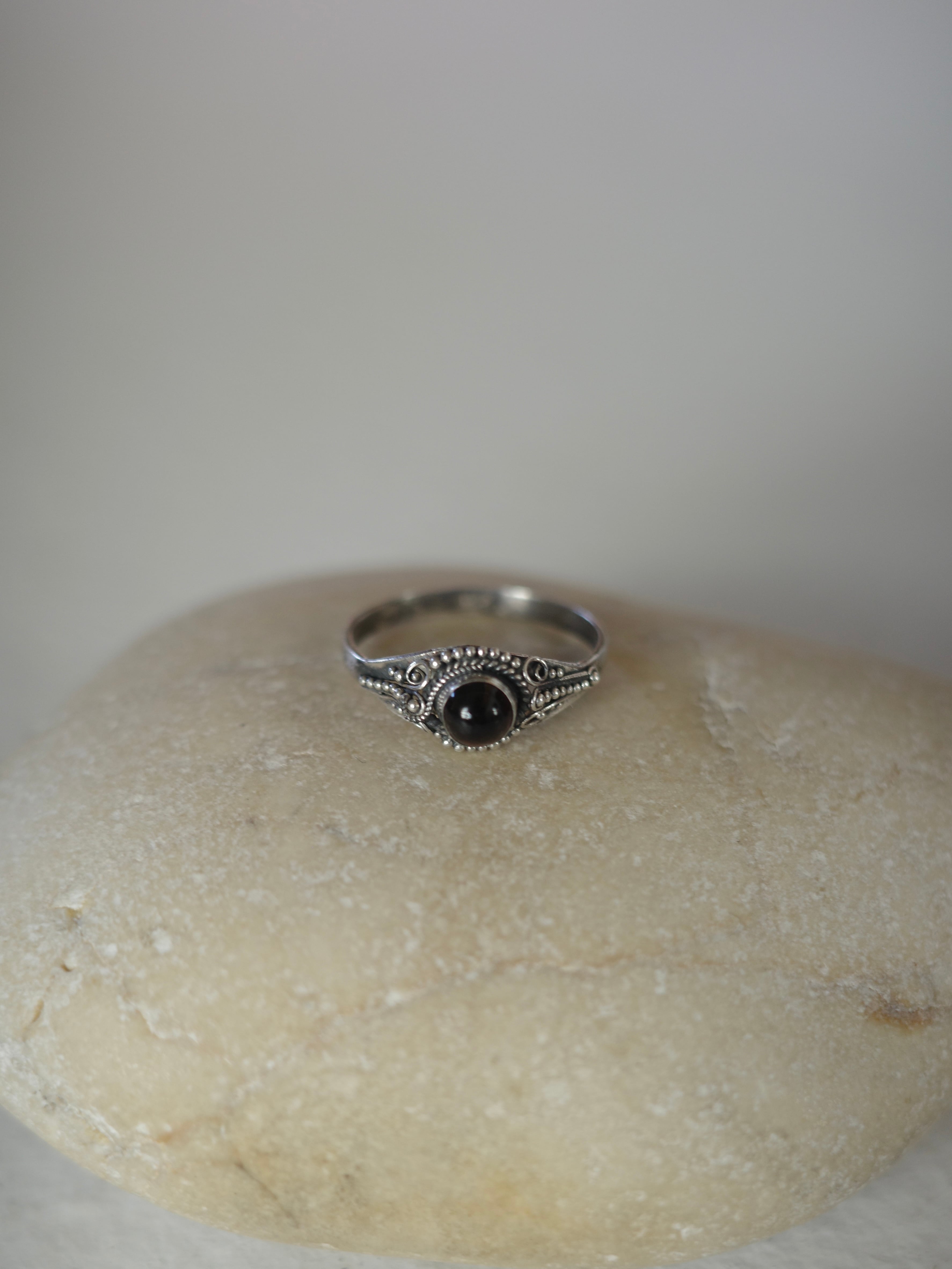 <vintage silver925>beaded onyx ring