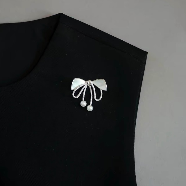 shell pearl ribbon brooch K899