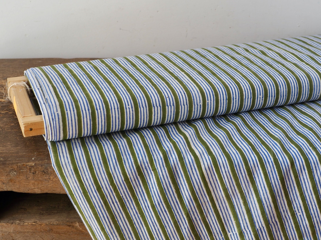 block print fabric d42