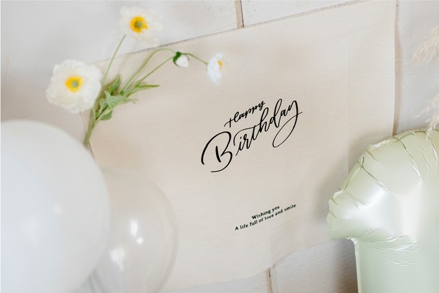 OUCHI Anniversary Box + 衣装レンタル