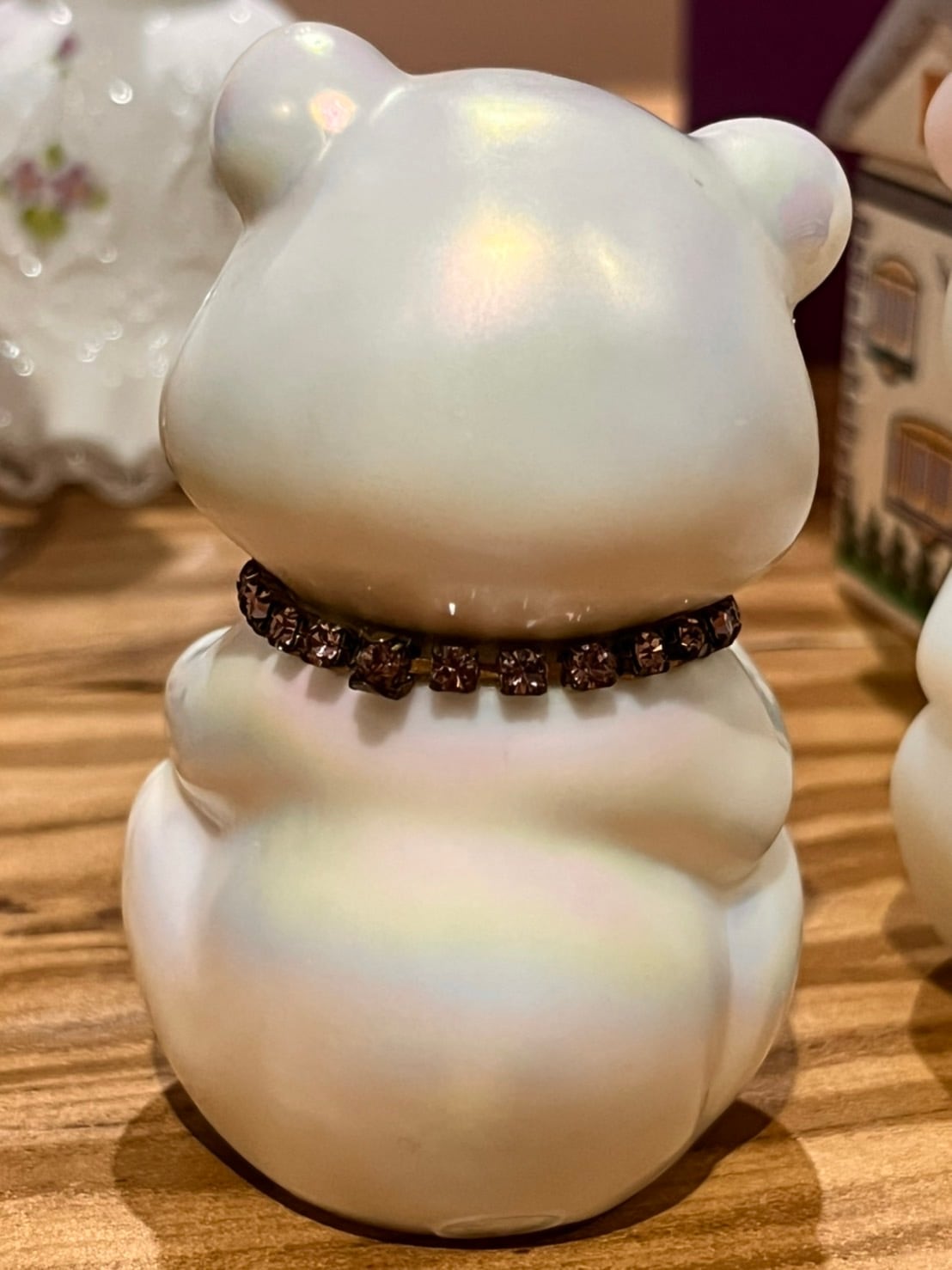 フェントン】＜スワロースキーを身に着けた子ぐま＞カーニバルガラス製