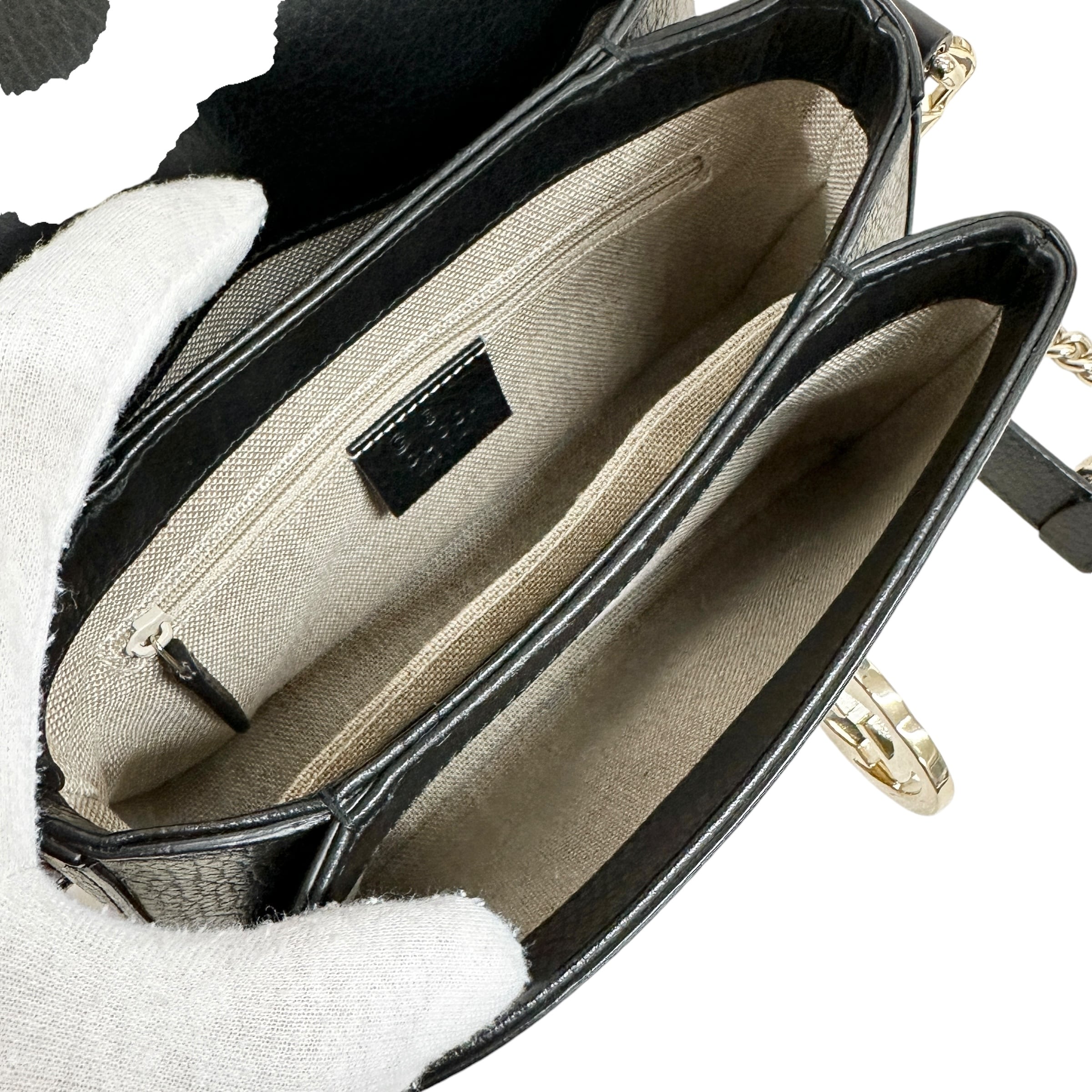 GUCCI♡ショルダー♡クラッチもok♡ グッチ GUCCI GUCCI グッチ ショルダーバッグ 607720 CAO0G 1000